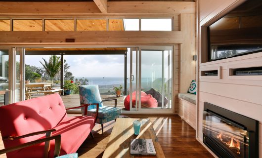 Lockwood Beach house with sea view