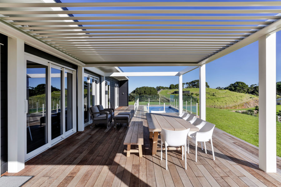 Totally off-grid remote island living image 8