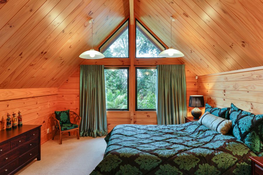 Iconic Lockwood Lodge image 7