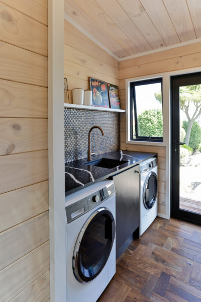 Acacia Home Design image 3