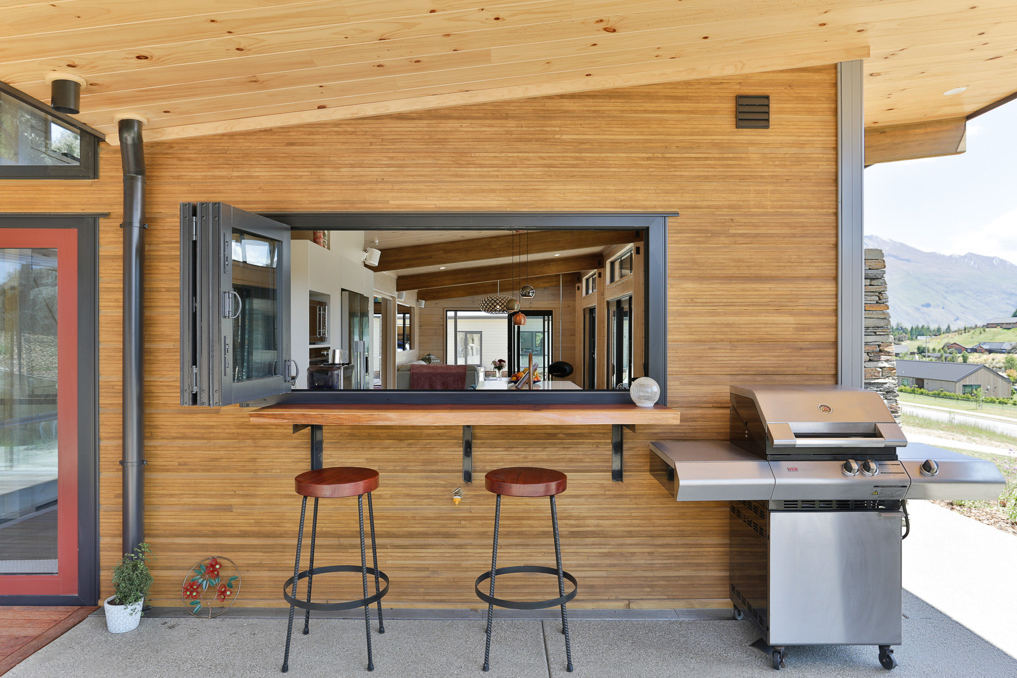 VG pine timber cladding on Lockwood home