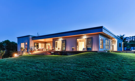 rural lifestyle with views Lockwood Home